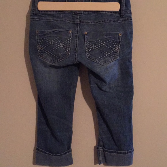 Capris - Picture 2 of 2